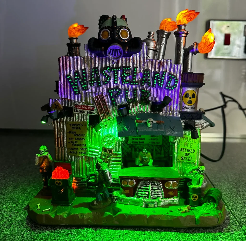 Wasteland Pub – Lemax Spooky Town Review